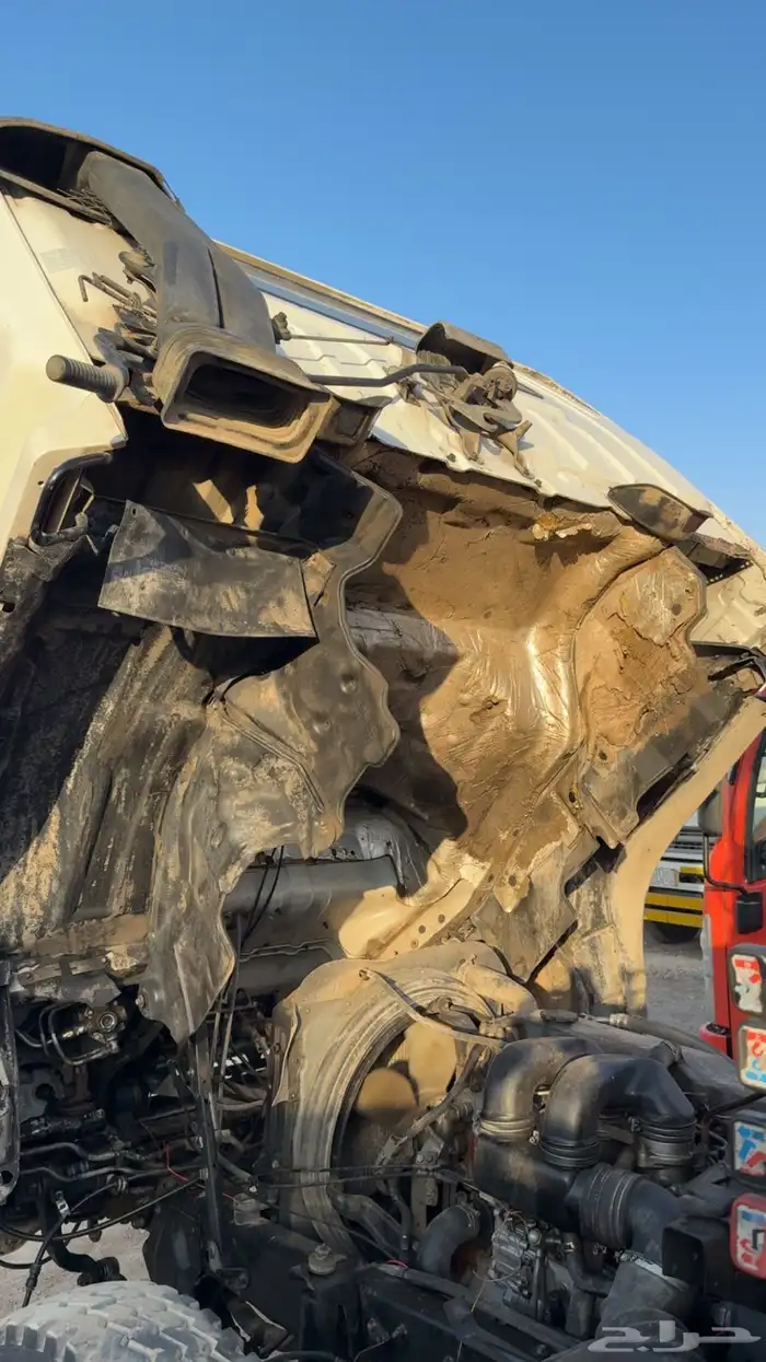 لوري ايسوزو 8 مسمار FSR موديل 2005 كرين 17