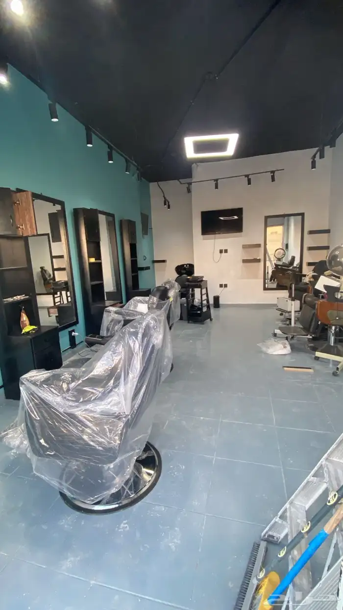 اثاث محل حلاقه جديده مستخدم اغراض كرسي واحد فقط 7