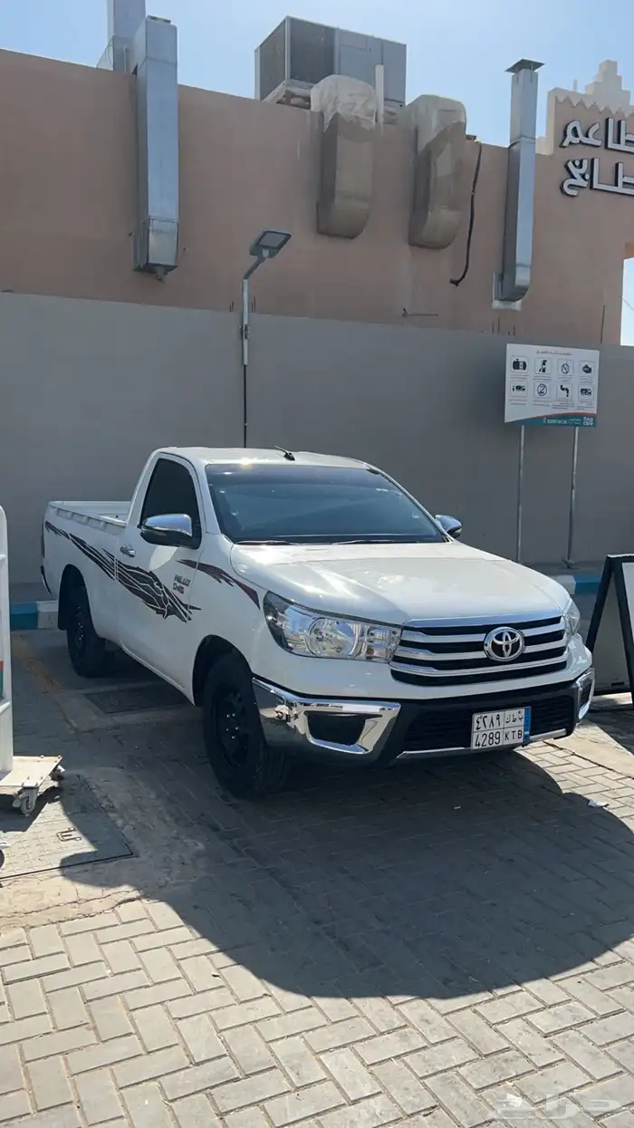 هايلكس 2024 0