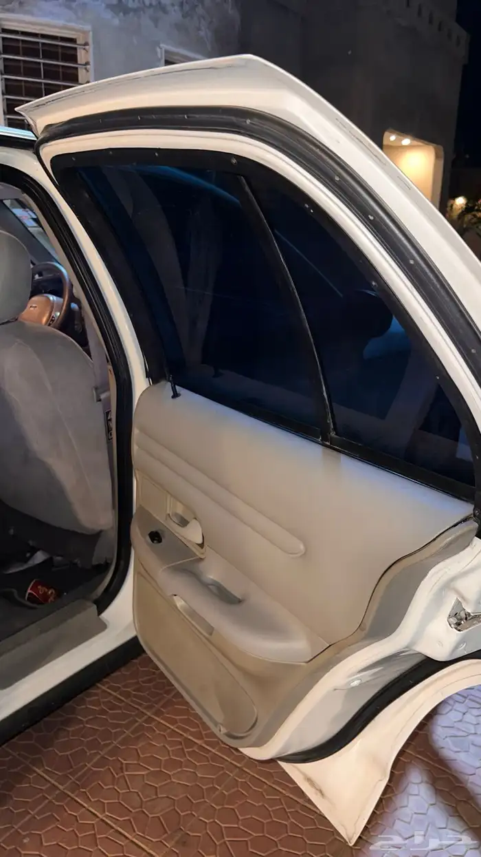 فورد فكتوريا بوليسي 12