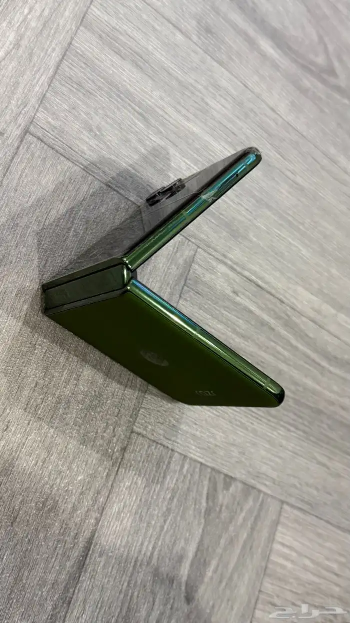 جوال razer 50 ULTRA 4