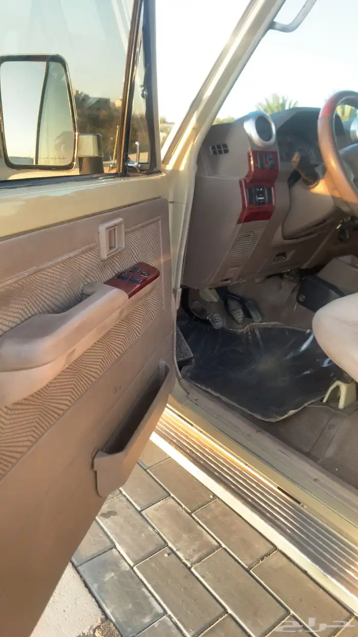 شاص 2010 رفرف نظيف جدا 6