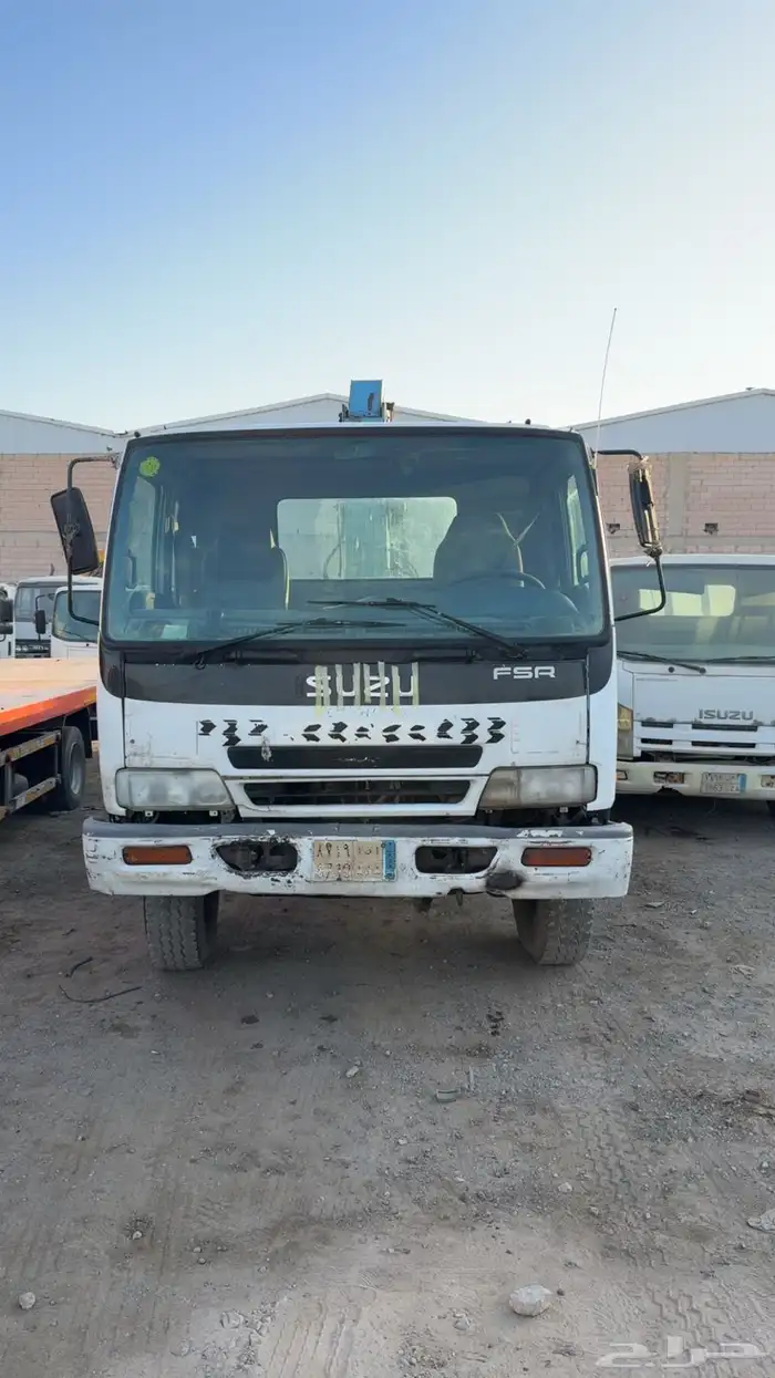 لوري ايسوزو 8 مسمار FSR موديل 2005 كرين 0