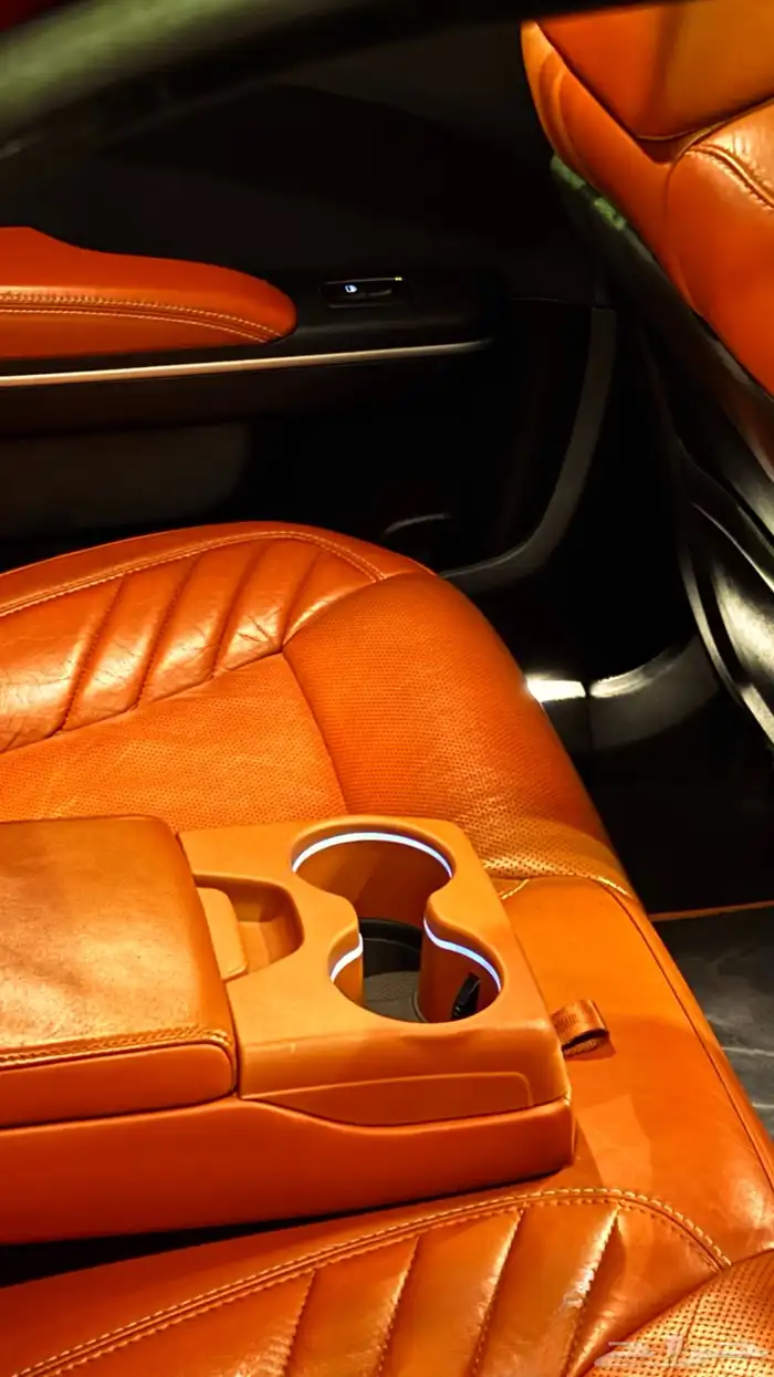 كرايسلر srt 33