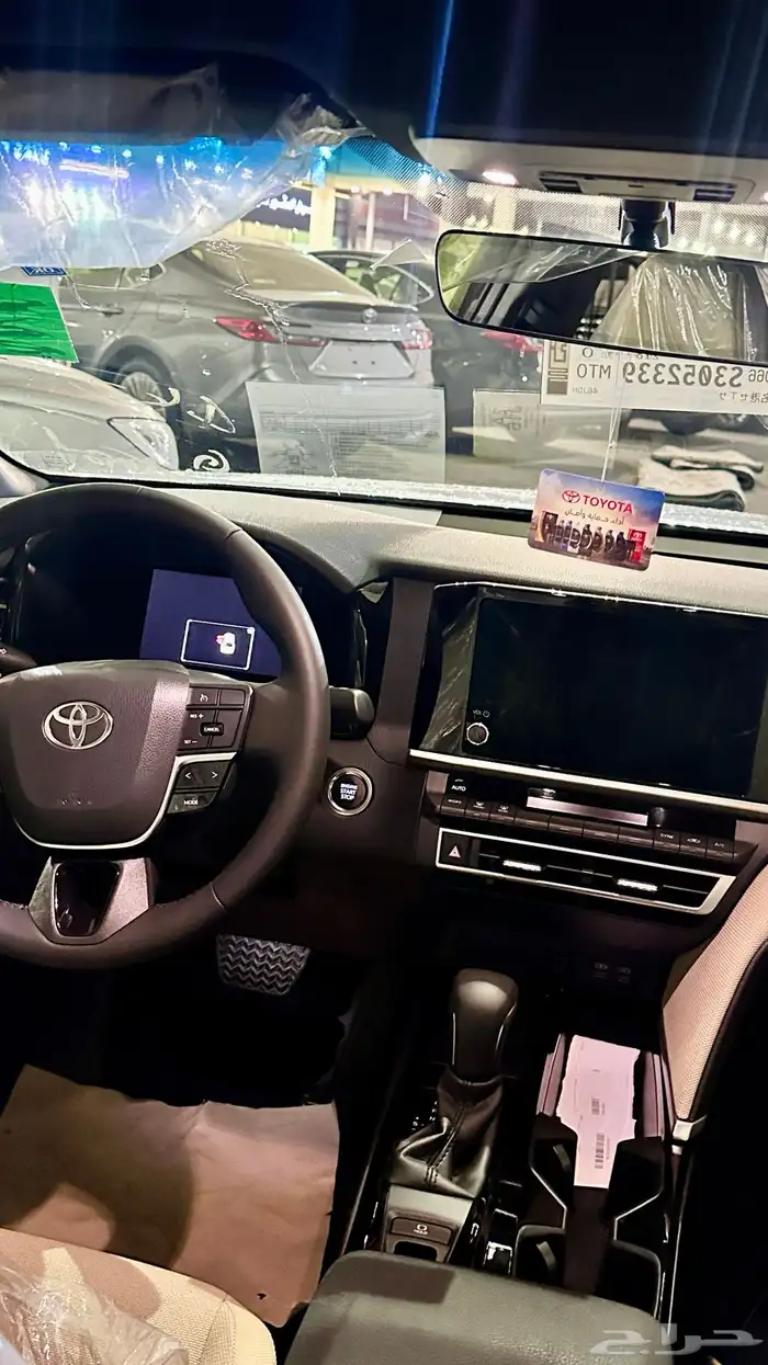 تويوتا . كامري ( 2025 ) لوحات LE 2