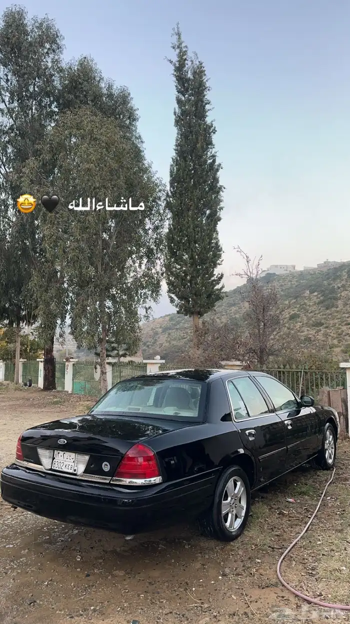 فورد كراون فكتوريا 2011 4