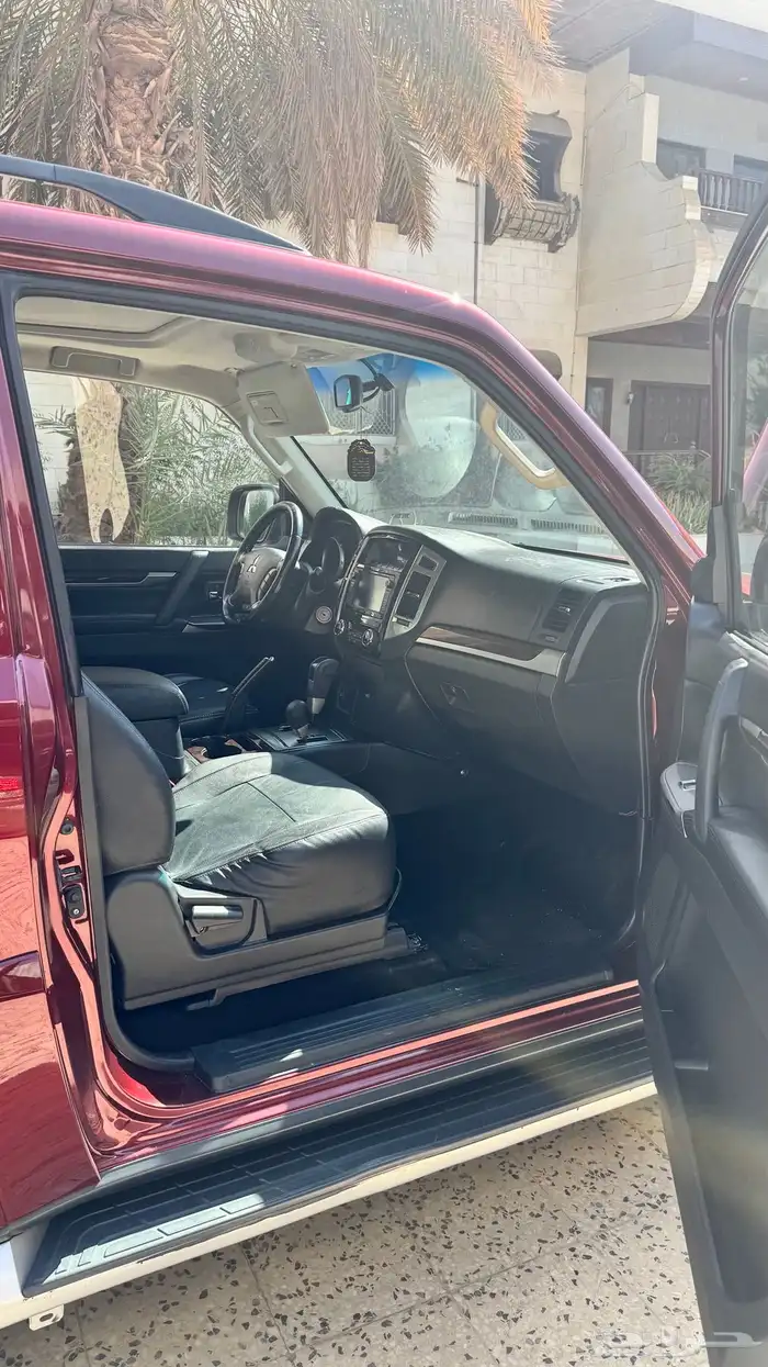 ميتسوبيشي باجيرو ربع 6