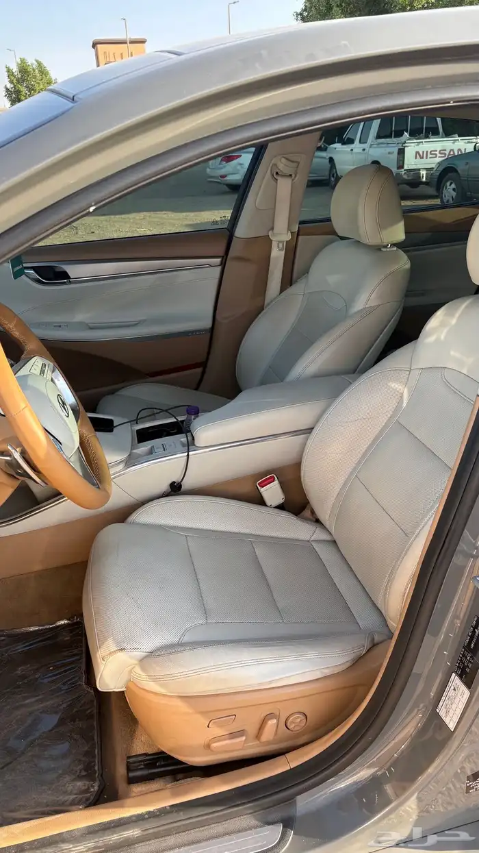 هيونداي ازيرا 2022 12