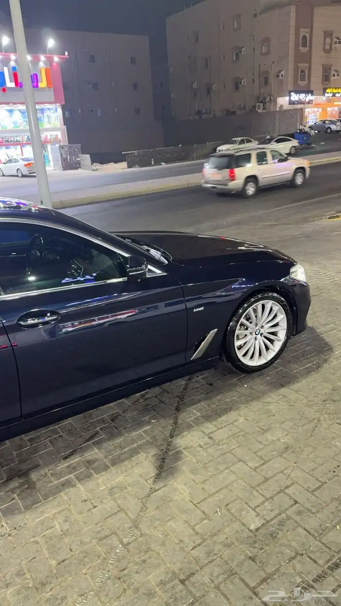BMW 2018 540i 13