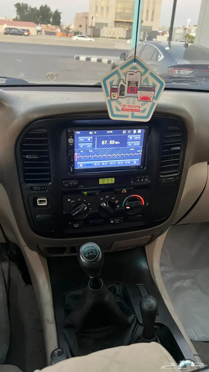 لاندكروزر اسود قير عادي اساس 10