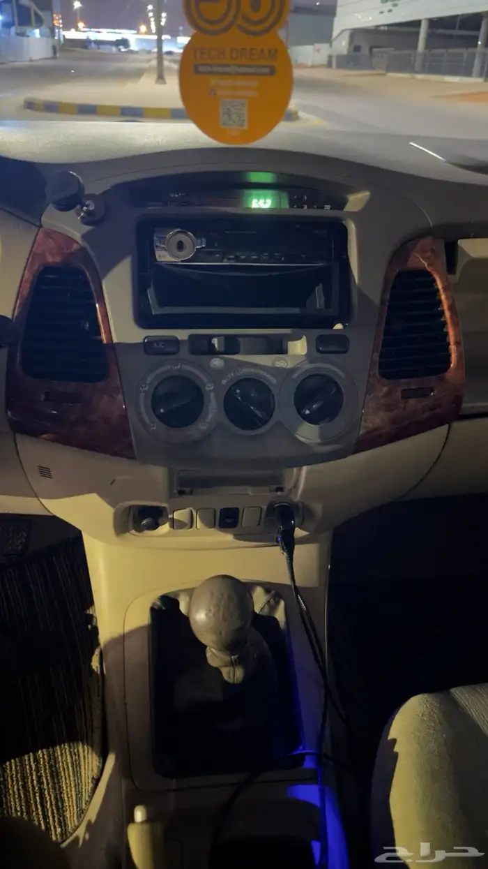 تويوتا انوفا 2006 16