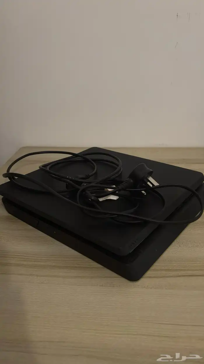 سوني4 سليم اخر تحديث ولم يدخل صيانه ابدا . 2