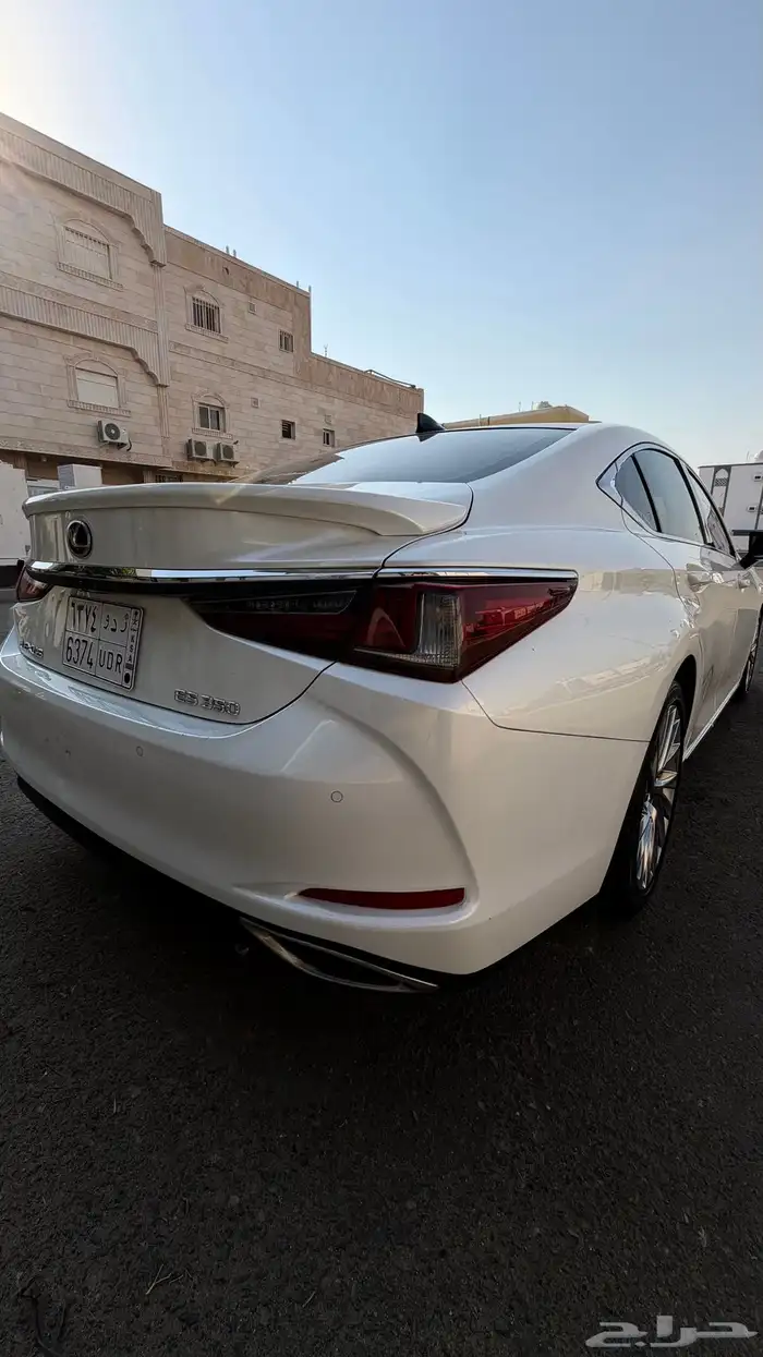 لكزس ES350 CC 2023 3