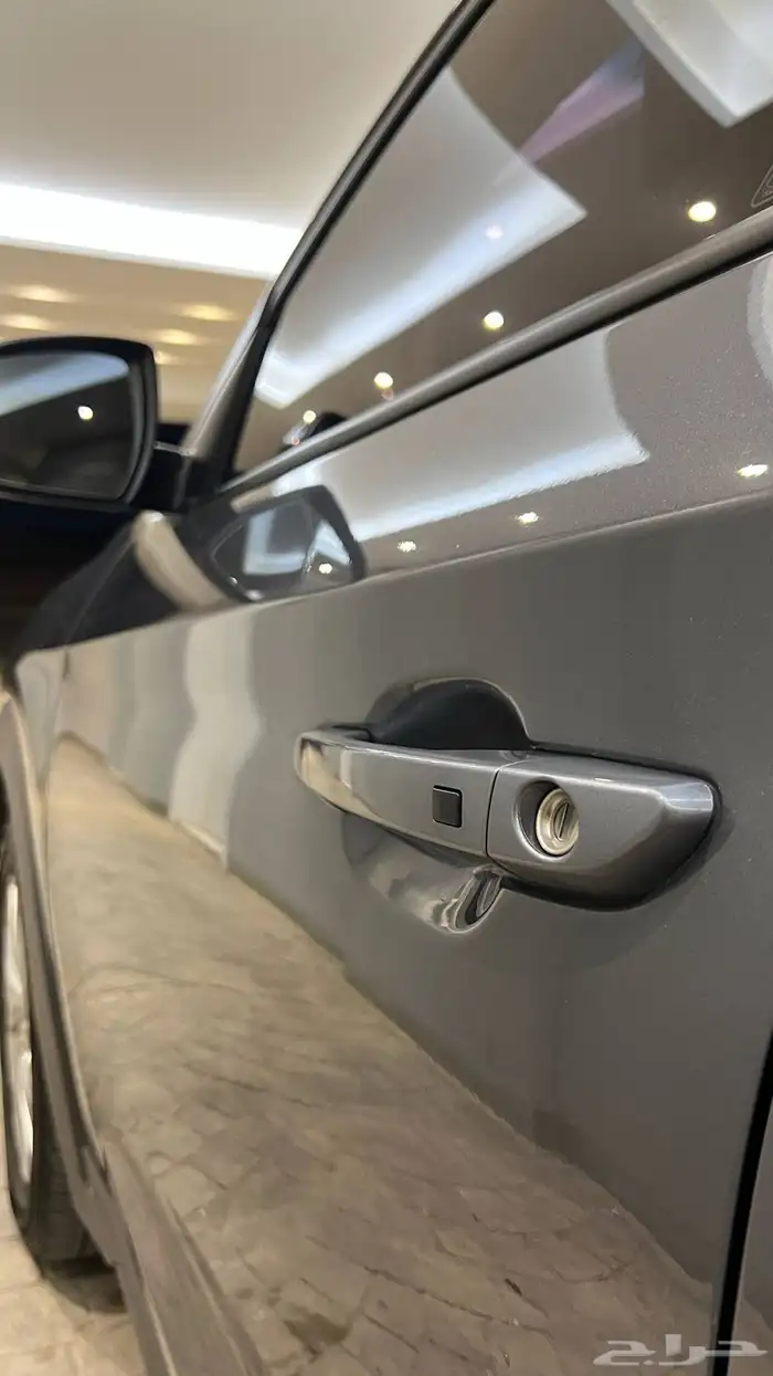 توسان 2020 بحالة الوكالة ( ديزل ) - نص فل 6