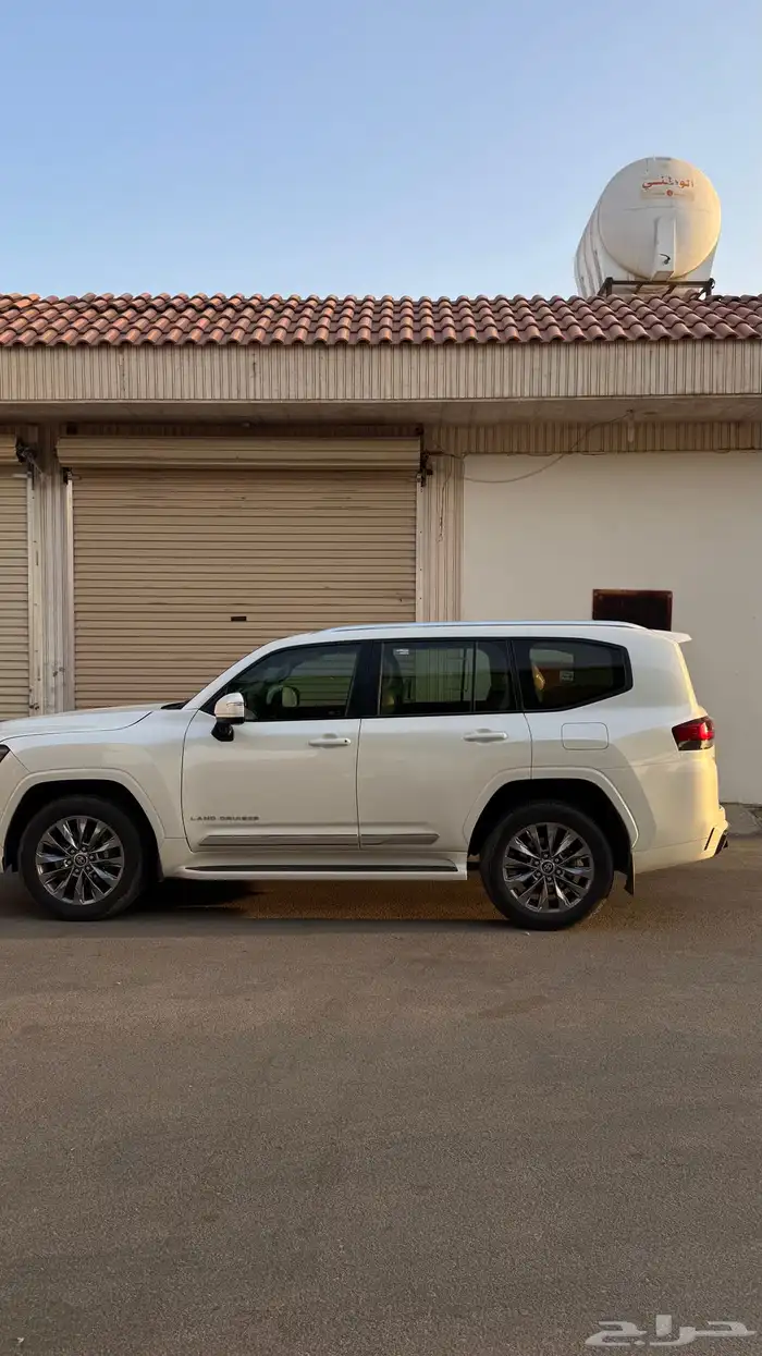 جيب لاند كلروزر 0