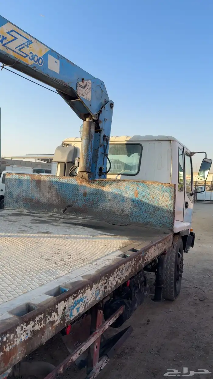 لوري ايسوزو 8 مسمار FSR موديل 2005 كرين 6