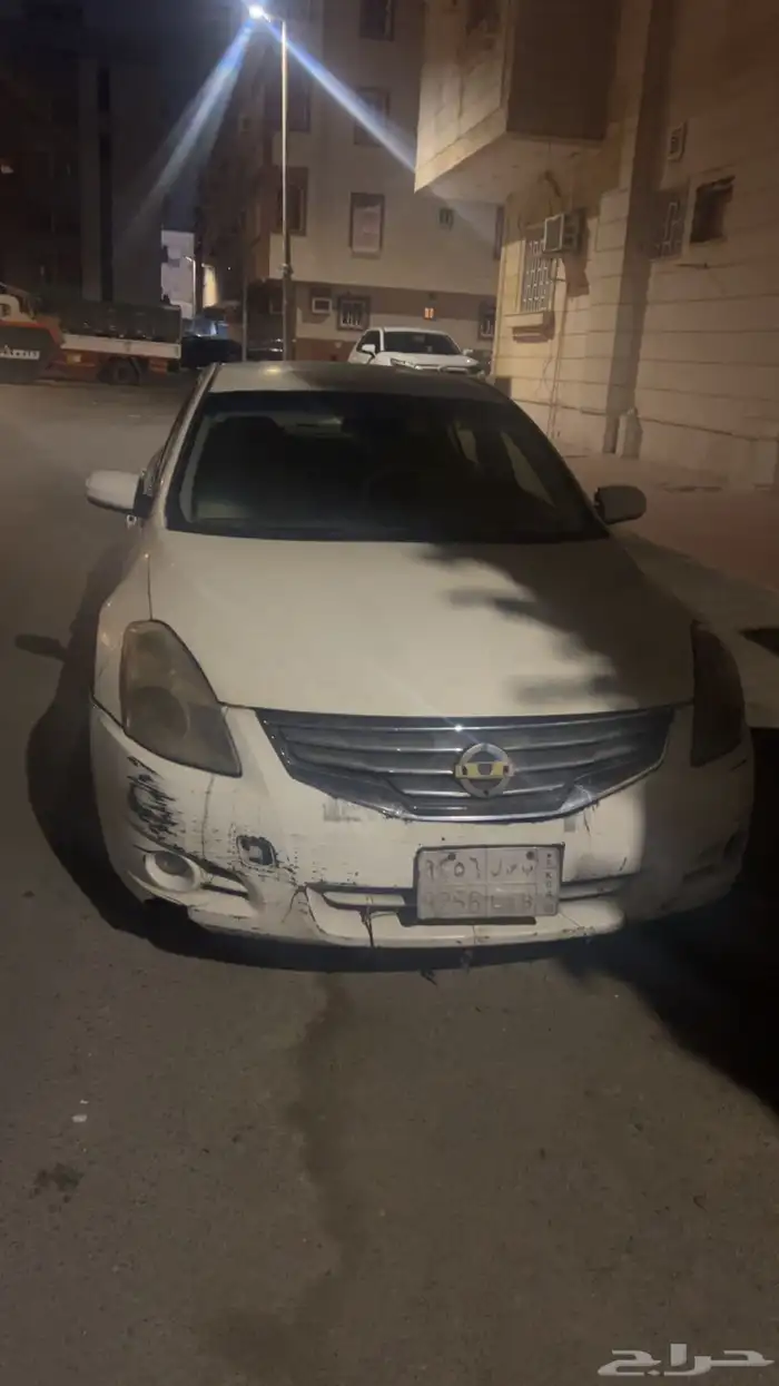نيسان التيما 2010 5
