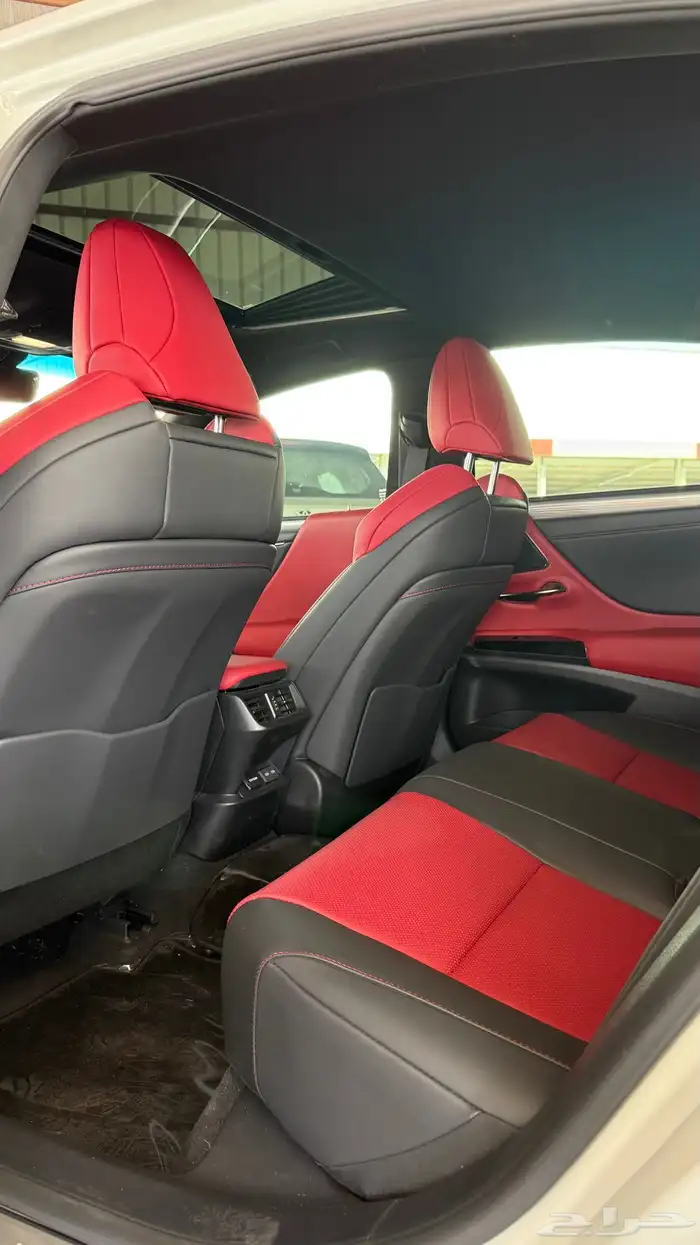 لكزس ES350 F Sportموديل 2024 عداد 3300 19