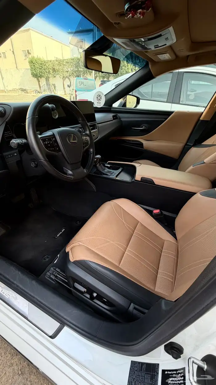 لكزس ES350 CC 2023 12