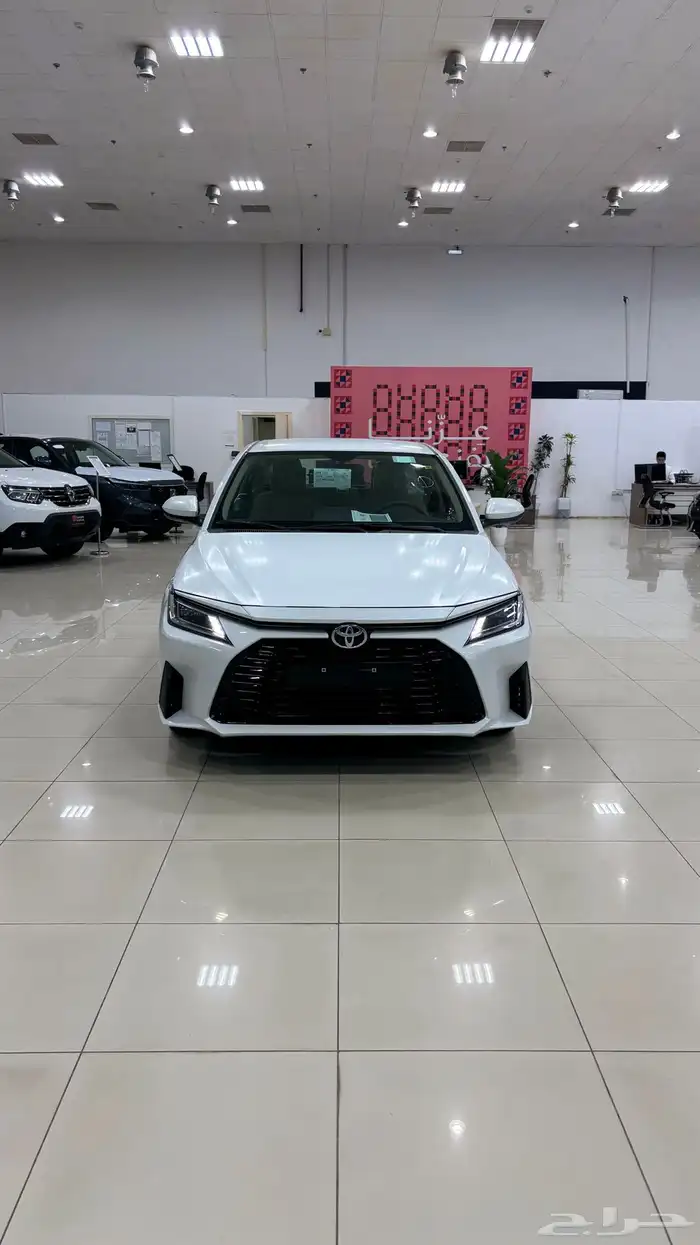 تويوتا يارس y استاندر 2026 1