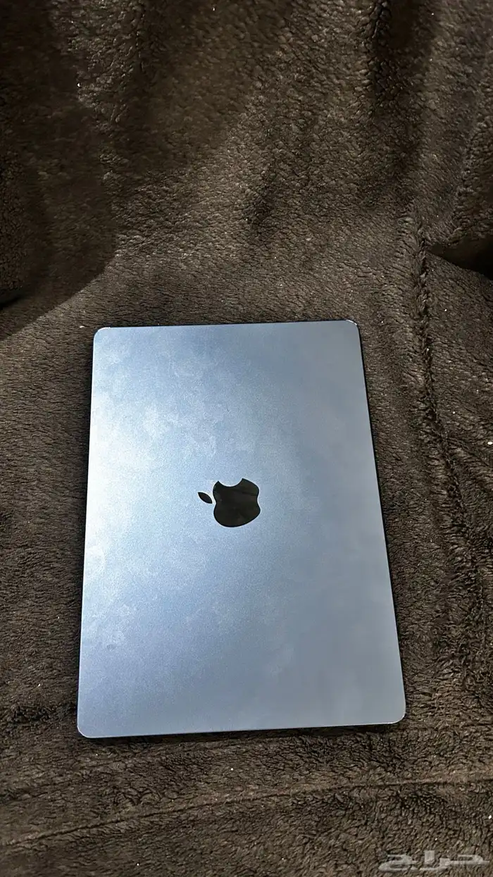 لابتوب ماك بوك اير استعمال ممتاز ومافيه اي خرابات او تعليق 1