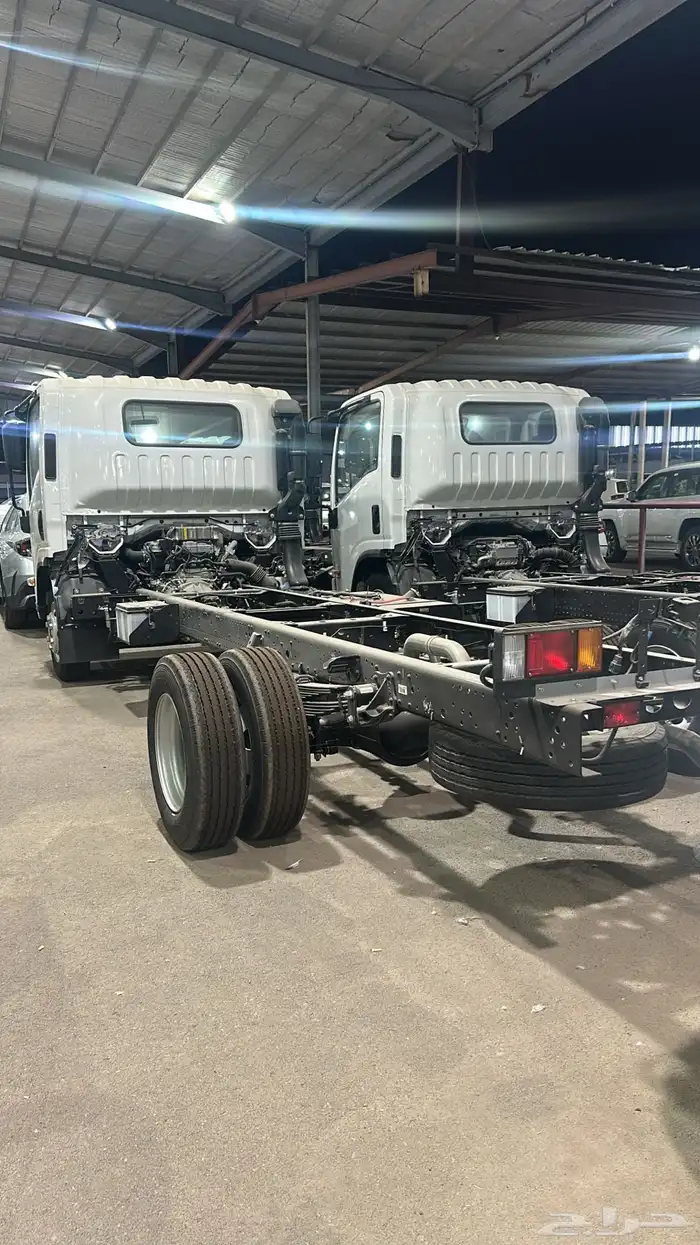 ايسوزو اسندر 4 طن 2025 6