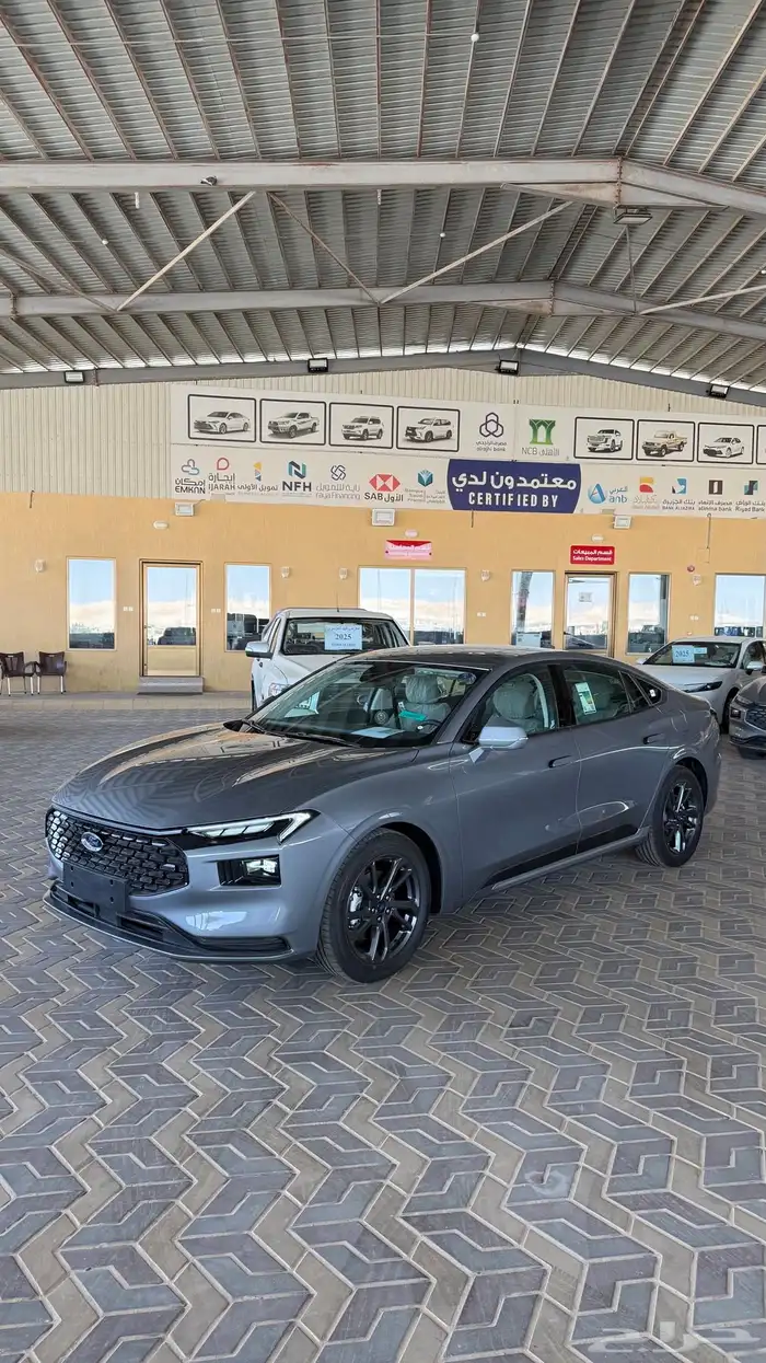 فورد تورس امبيانتي 2026 سعودي ( أسود - رمادي ) بسعر 123400 3
