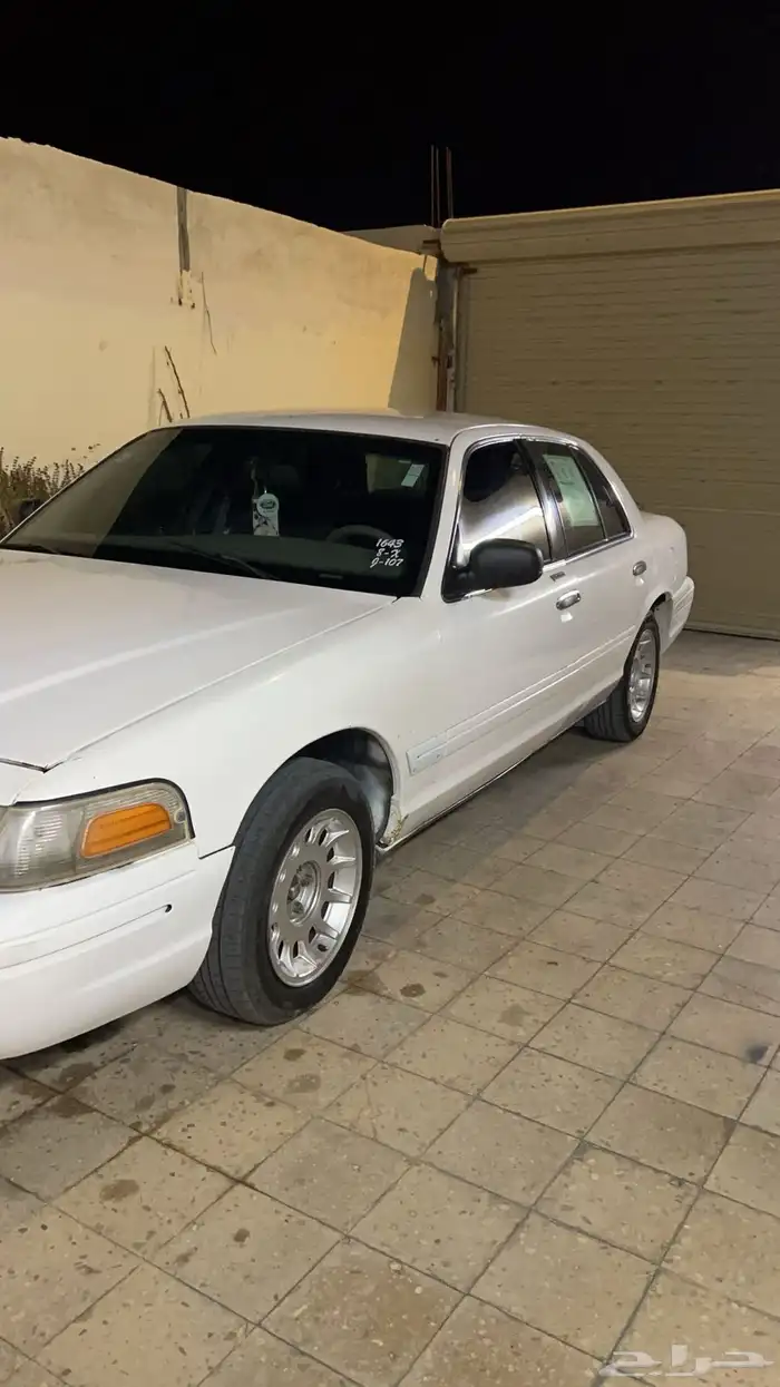 فورد فكتوريا للبيع مديل 98 0