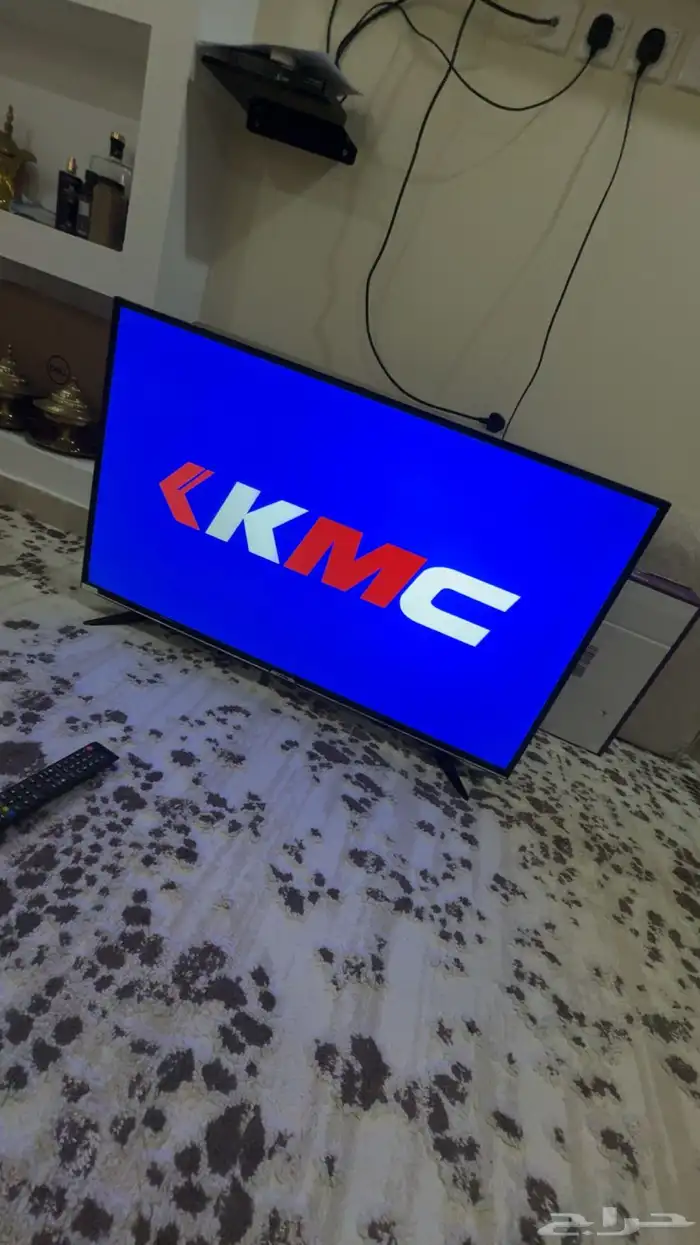 شاشة سمارت 350 ريال 1