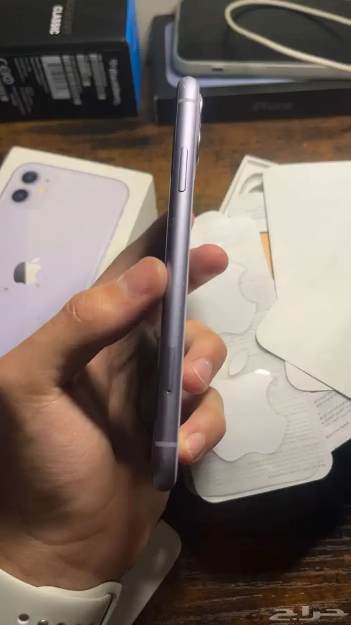 ايفون 11 العادي تم البيع 2