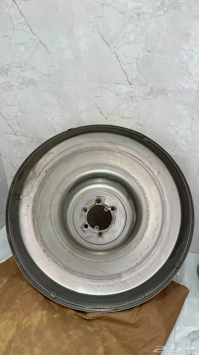 غطاء سبير فتك 2002ل 2004 اصلي 1