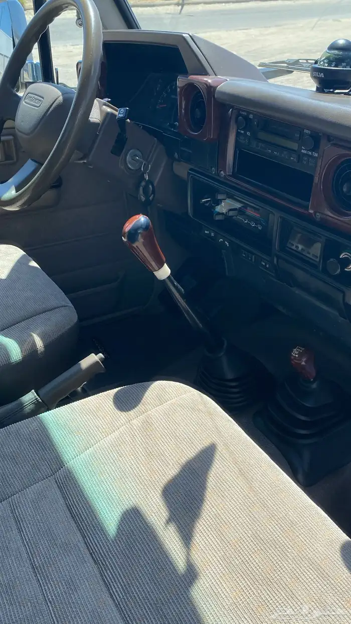 شاص 2009 رفرف بدون مكره وبدون دفلك ممشى 181 الف حقيقي وكالة 23