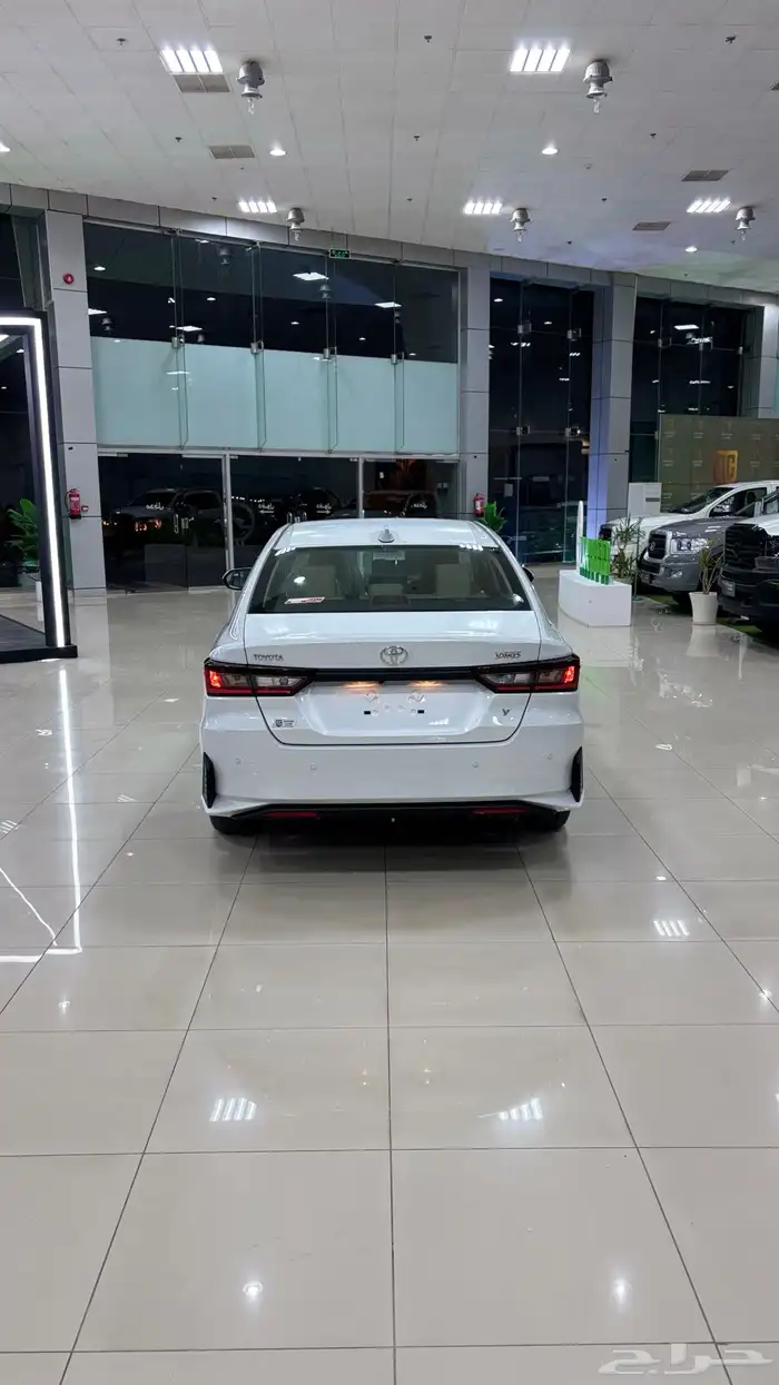 تويوتا يارس y استاندر 2026 4