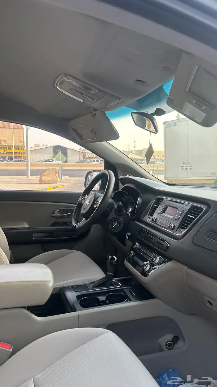 كيا كرنفال 2016 10