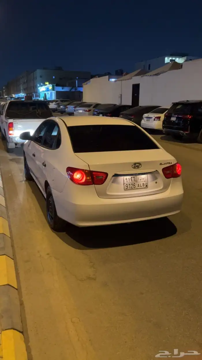 للبيع انترا 2012 نظيفة 7