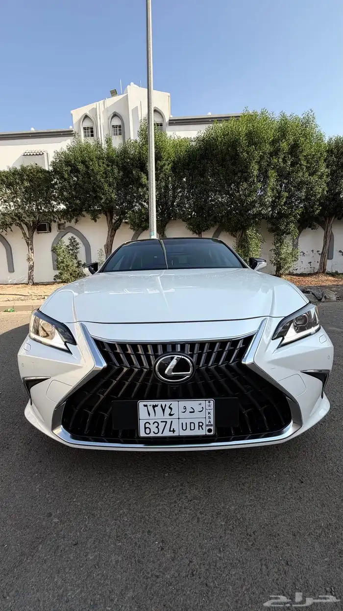 لكزس ES350 CC 2023 6