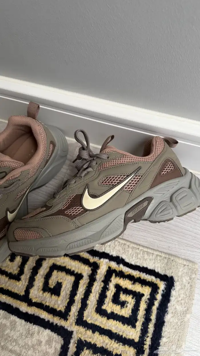 شوز نايكي Nike V5 RNR لون خاص طلبية من برا 2