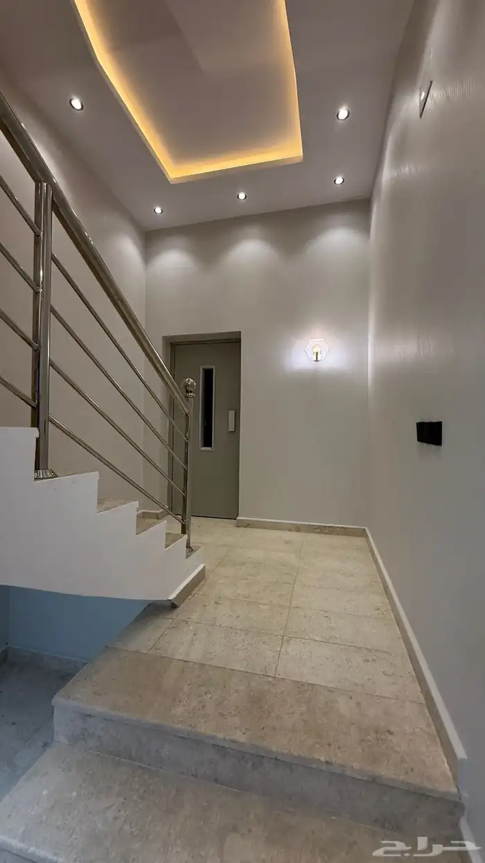 للبيع روف علوى بسعر 650 الف خميس مشيط 7