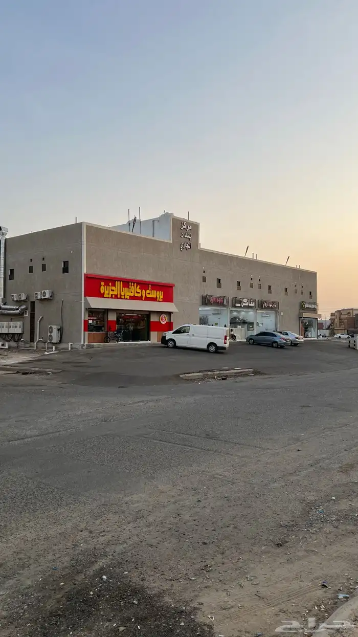 مجمع تجاري للبيع - حي السنابل 0