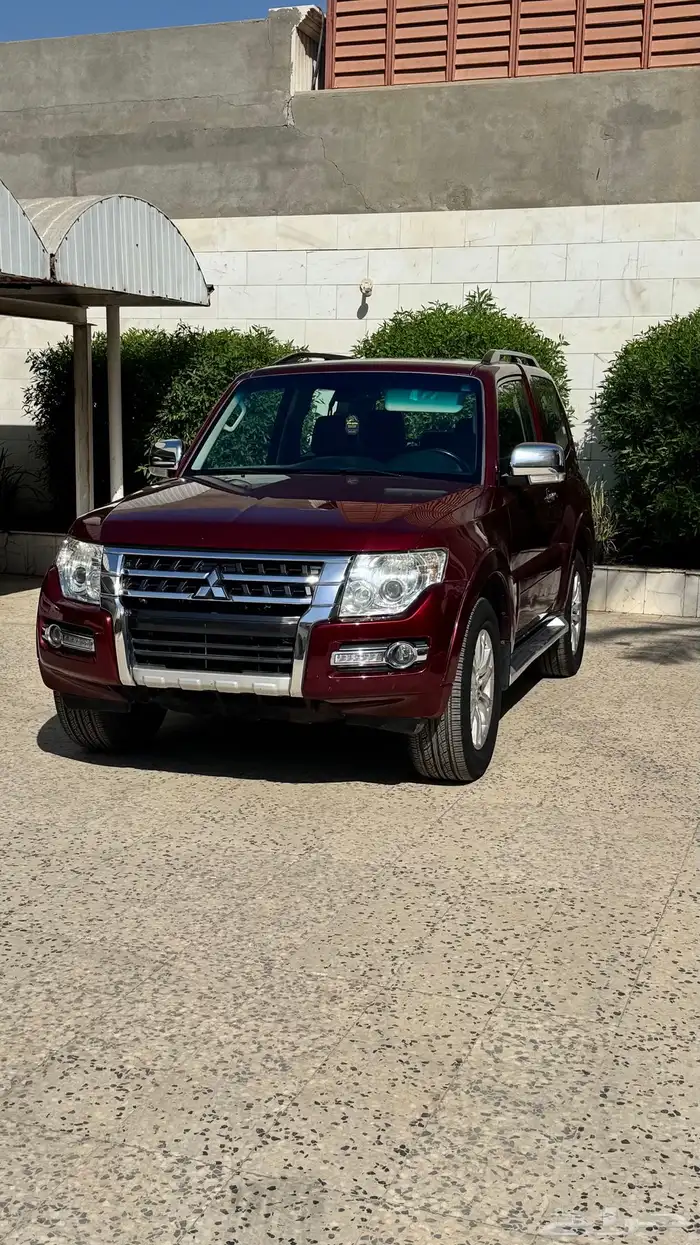 ميتسوبيشي باجيرو ربع 0