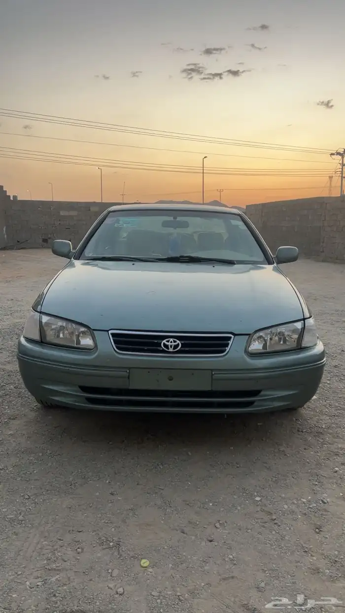 للبيع كامري مخبطه 3