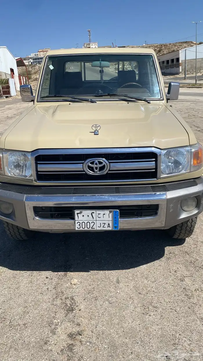 شاص 2009 رفرف بدون مكره وبدون دفلك ممشى 181 الف حقيقي وكالة 29