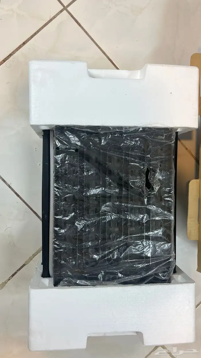 للبيع ثلاجه وشوايه وموكيت 3