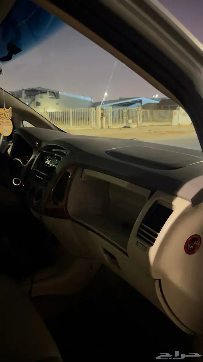 تويوتا انوفا 2006 15