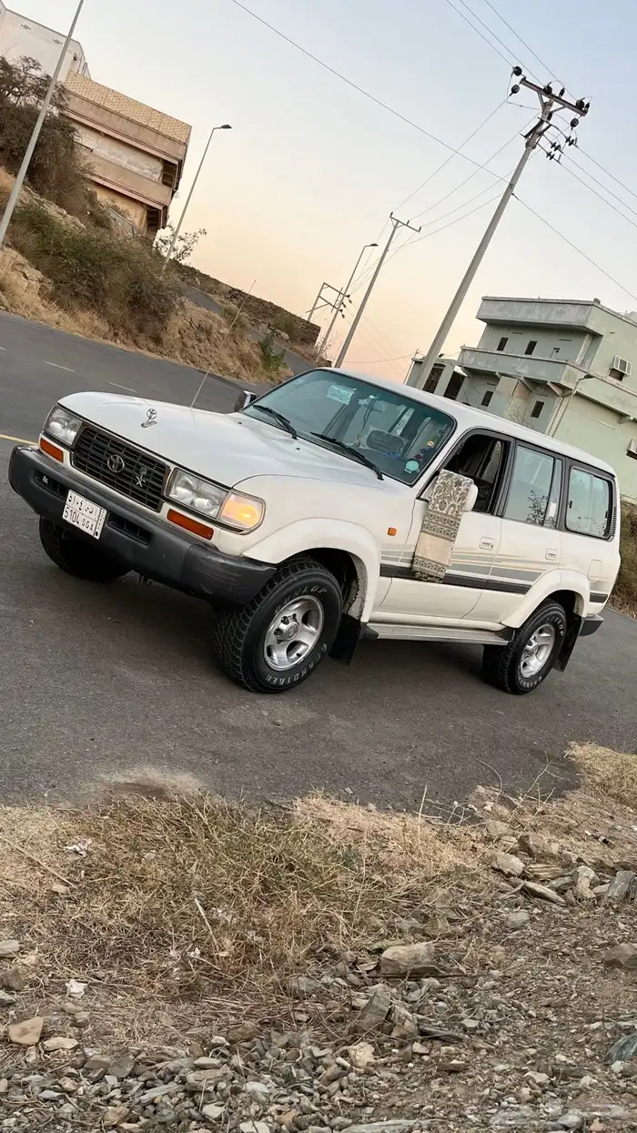لاندكروزر 1997 قير اوتوماتيك 1