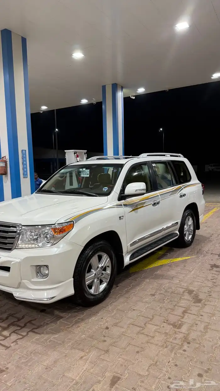 في اكس ار لاندكروزر 2015 6