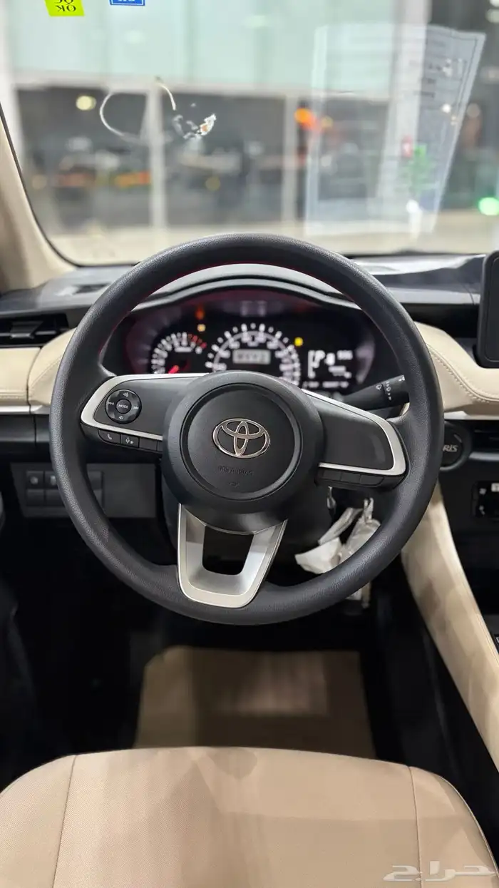 تويوتا يارس y استاندر 2026 15