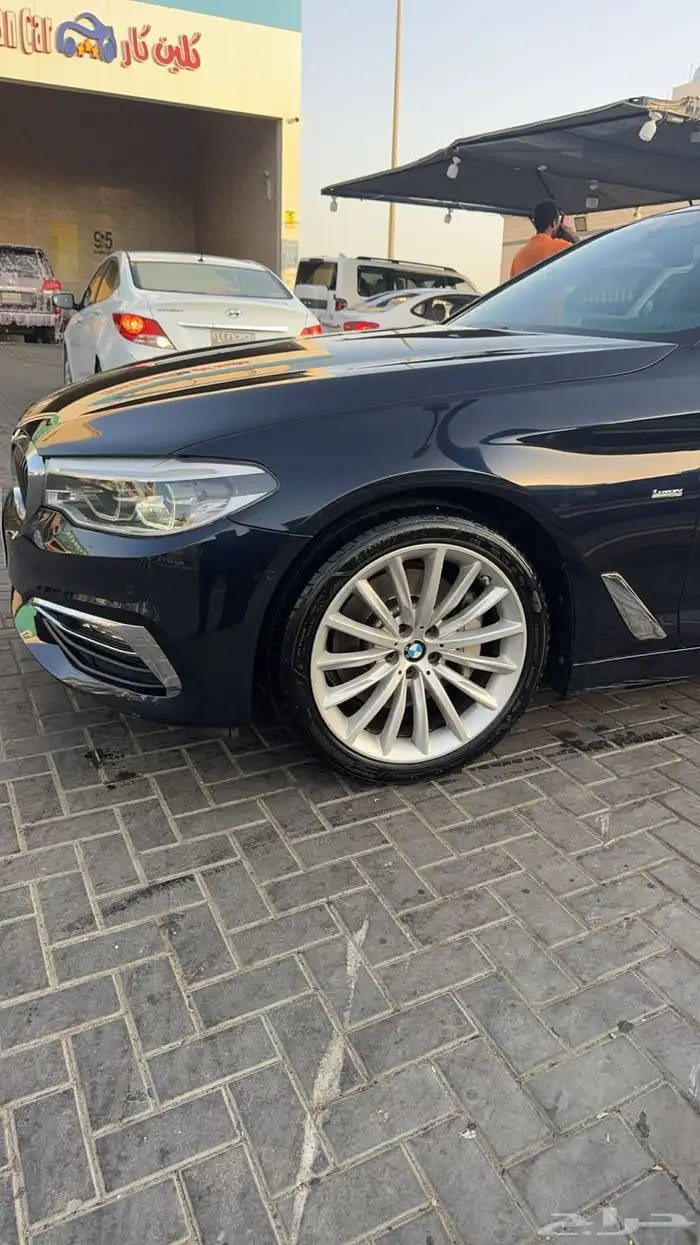 BMW 2018 540i 12