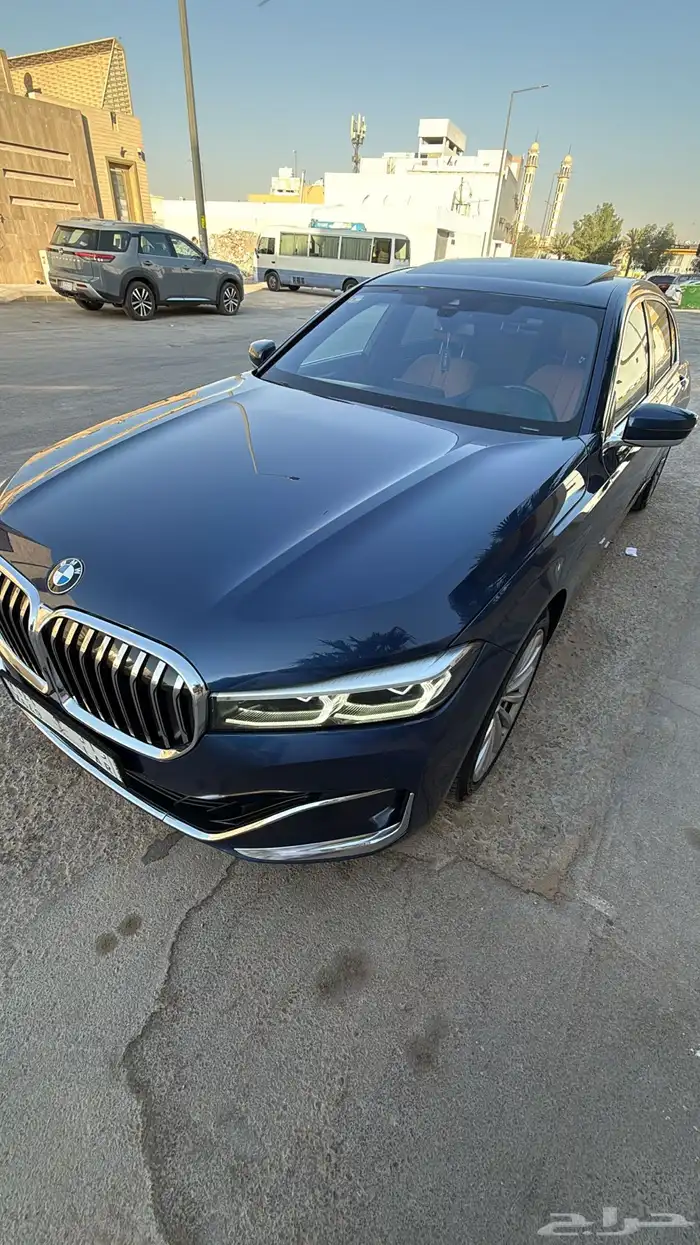 بي ام دبيلو 730li بحاله الوكاله 2022 الناغي 4