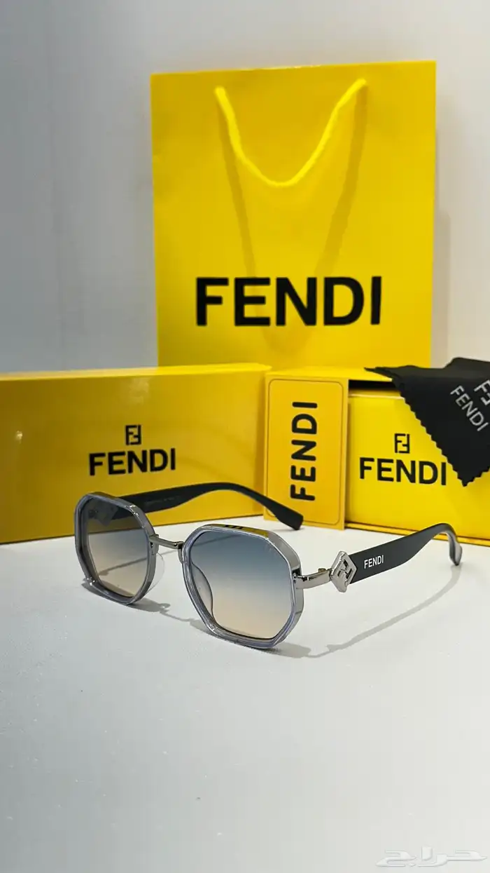 جديدنا للنظارات الشمسية الرجالية والنسائية الماركة 45